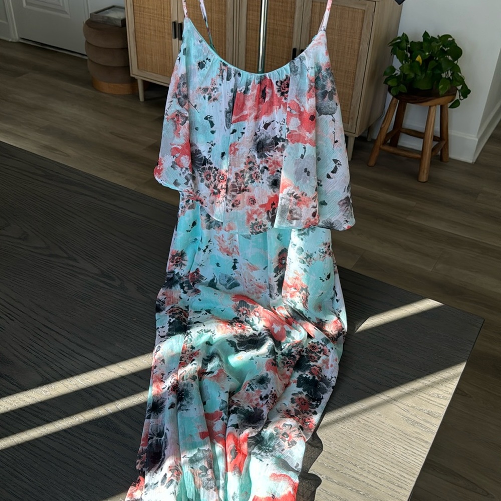 Bar III Floral Maxi Dress in size US Small!